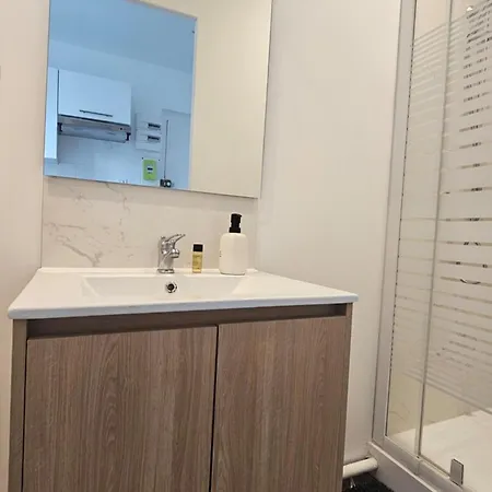 La Halte Au Havre Apartment *